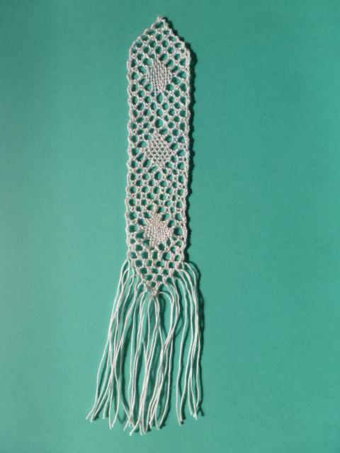 marque page dentelle aux fuseaux